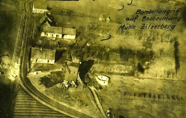 Luchtfoto vanuit Duits verkenningsvliegtuig van de Zilverbergmolen tijdens Wereldoorlog I.  (Bron: R. Boucquey)